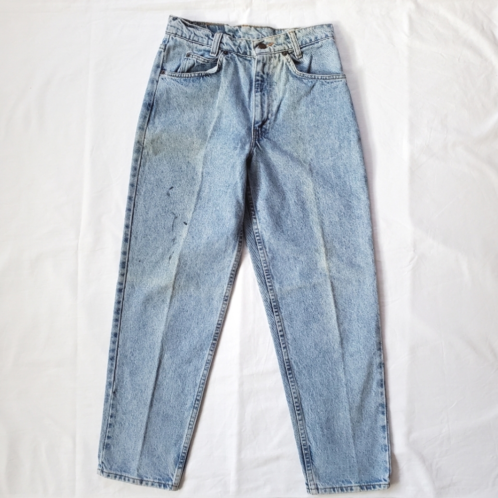 SOLD Levi's 550 Student Jeans